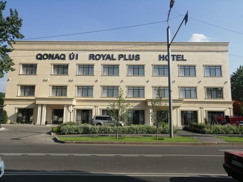 Отель, гостиница ROYAL PLUS Алматы